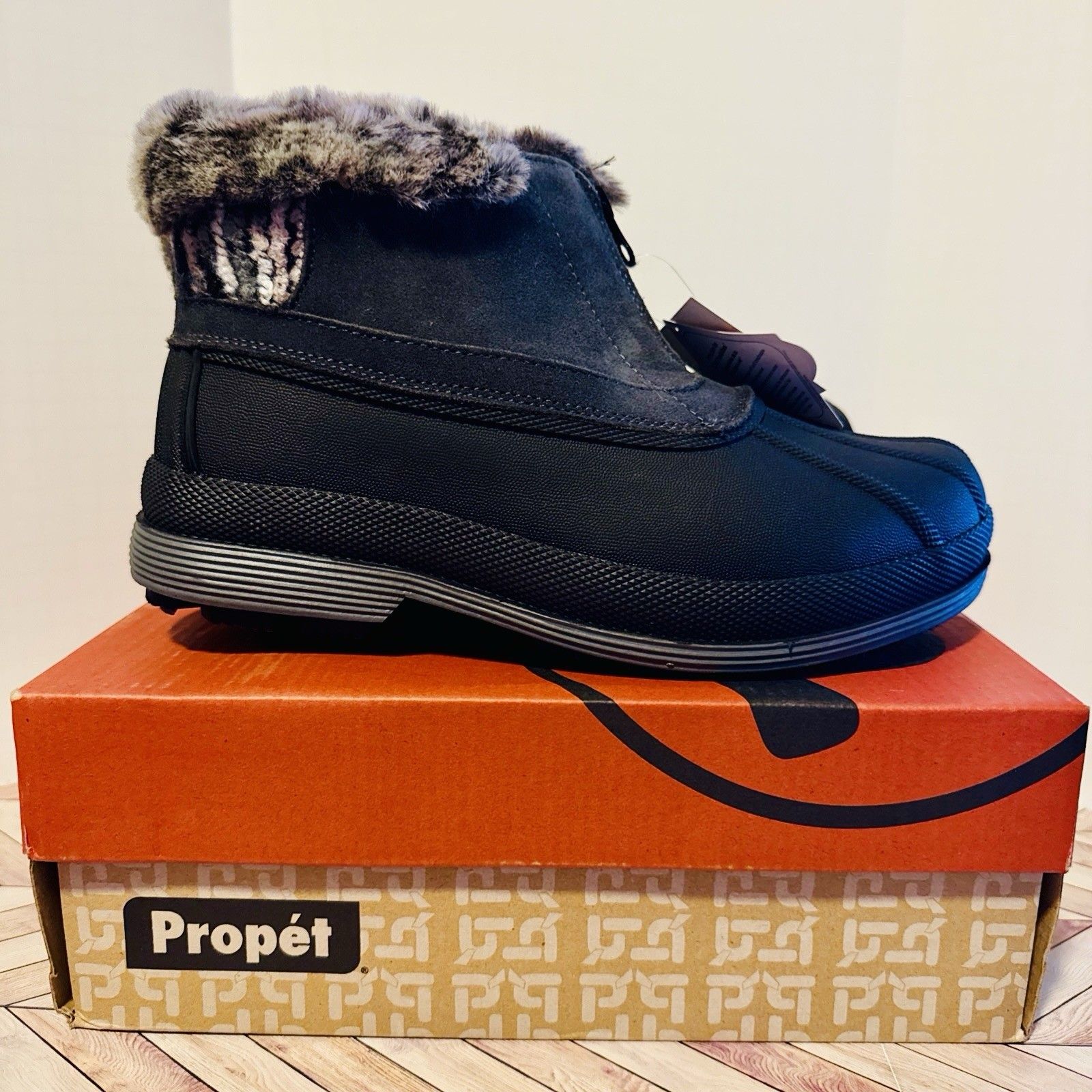 Propet Lumi Ankle Zip Snow Booties Women 8 Ee Grey Casual Boots Suede Wbx012sgry